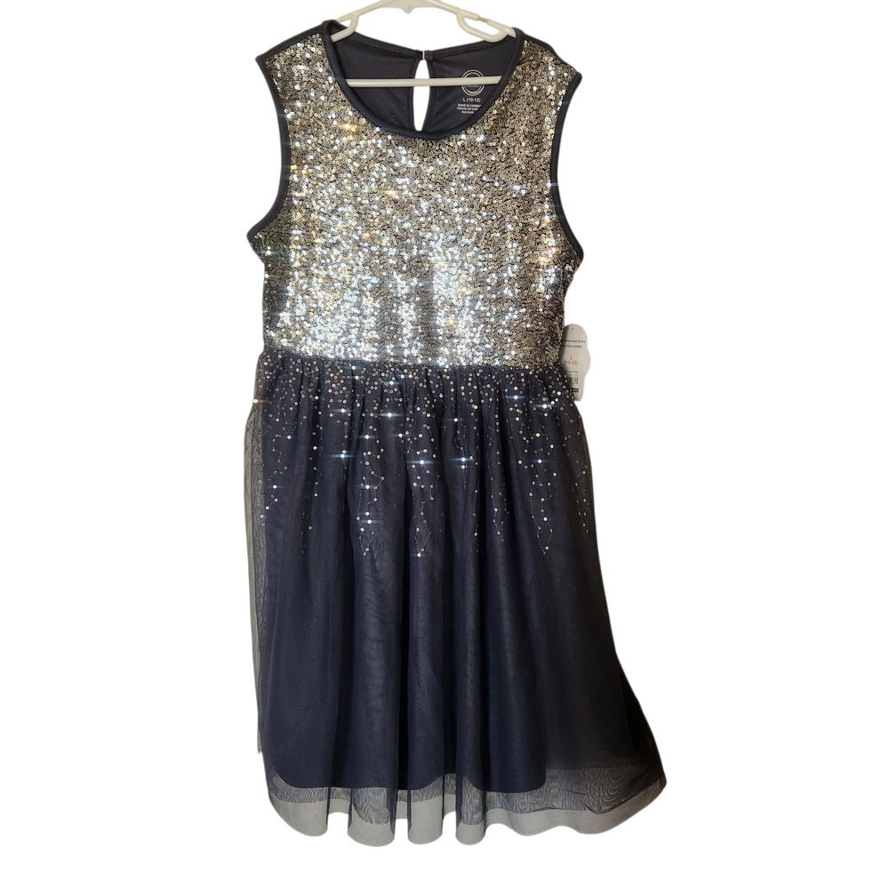 Wonder Nation Red Tag